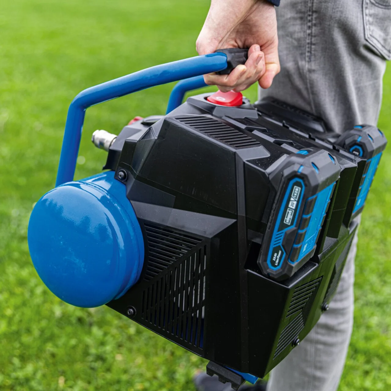 Scheppach aku kompresor za vazduh 6 L IXES C-ACT160/6-X – SET 2.5 2x2Ah - Image 4